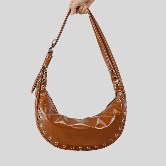 תיק יד- טראוויס