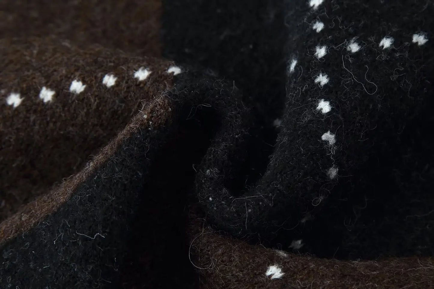 סט סריג דגם סקרלט