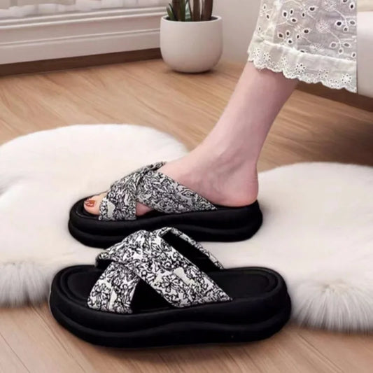 כפכפים אלגנטיים- ליאם