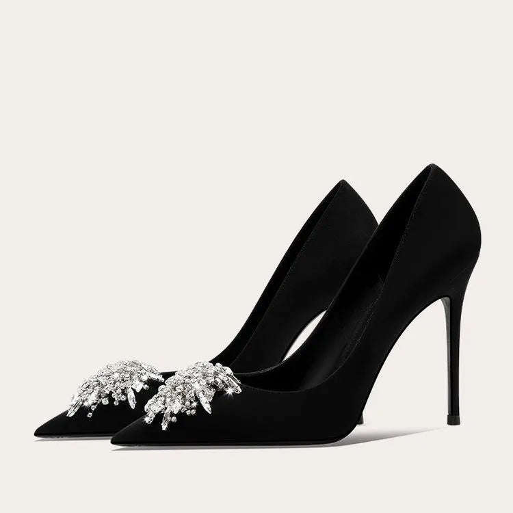 עקבים דגם נירה