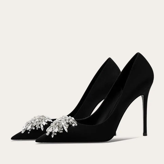 עקבים דגם נירה