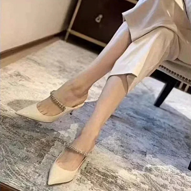 עקבים דגם בלמי