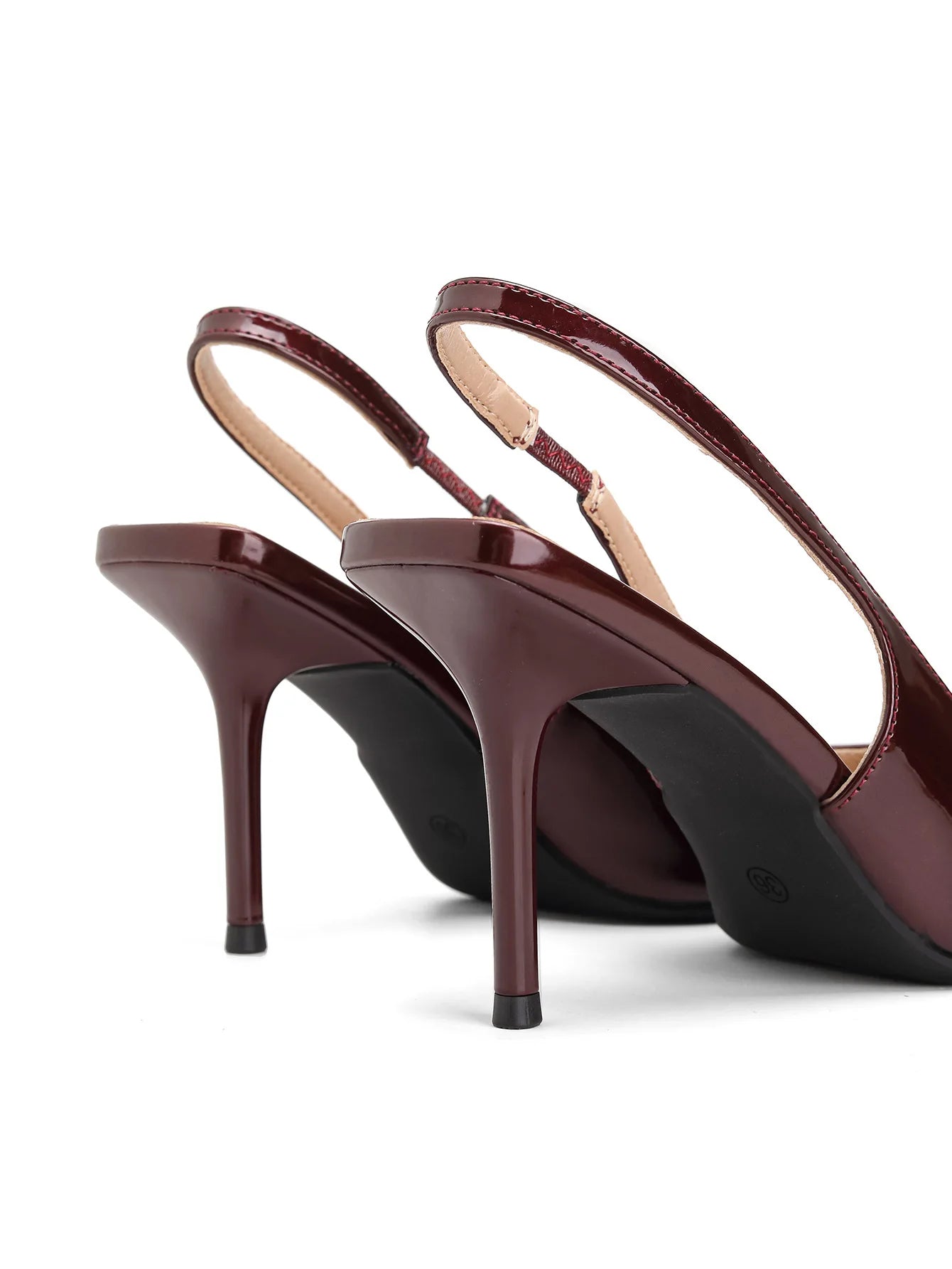 עקבים דגם ג׳וסלין