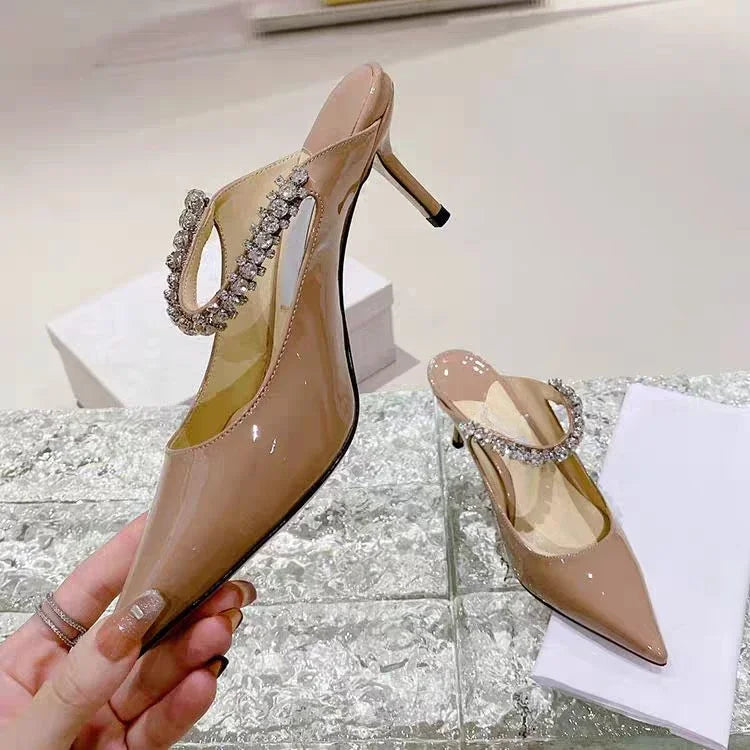 עקבים דגם בלמי