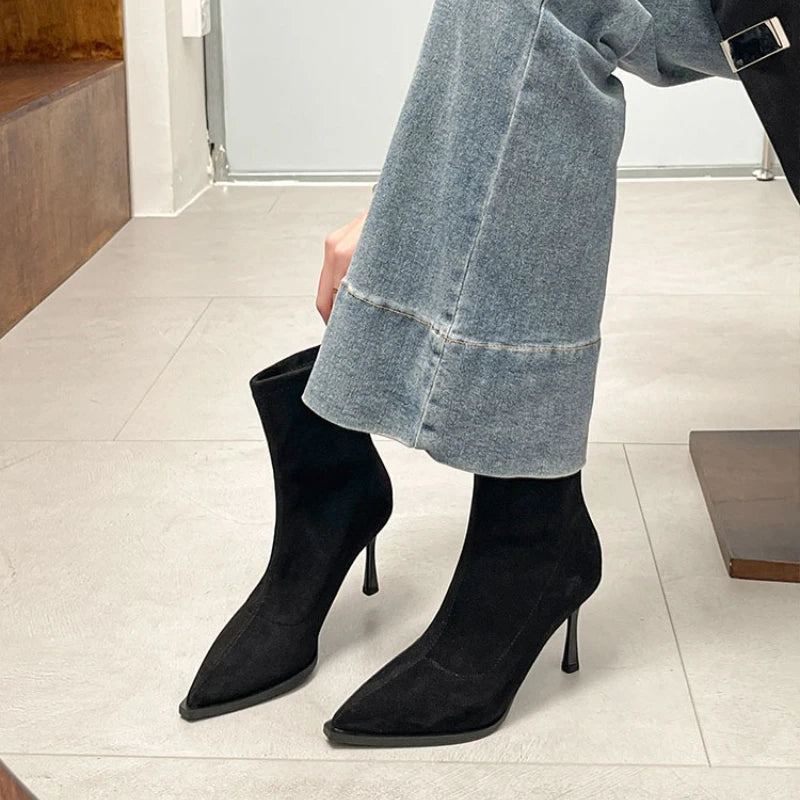 עקבים דגם מיאל