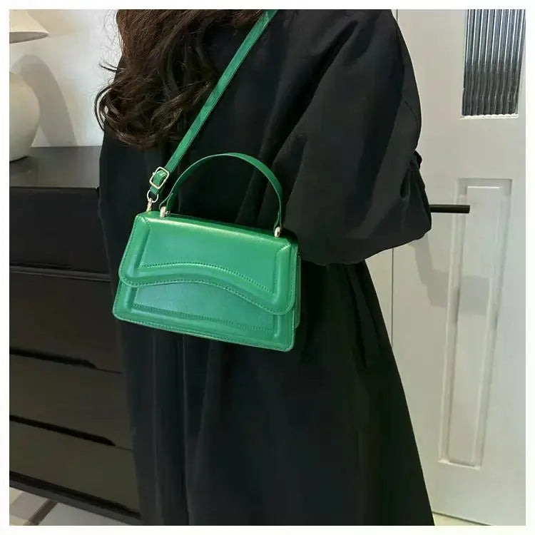 תיק יד דגם מונרו